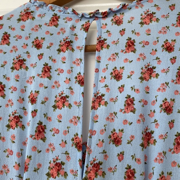 Reformation Page Mini Dress in Petunia Blue w Roses, Puff Sleeves, Split Back - Picture 13 of 14